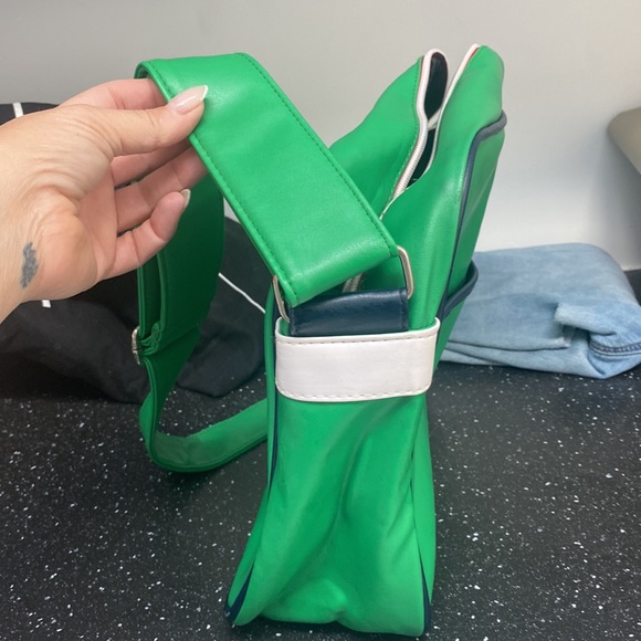 Vintage FILA Bag - Picture 9 of 9